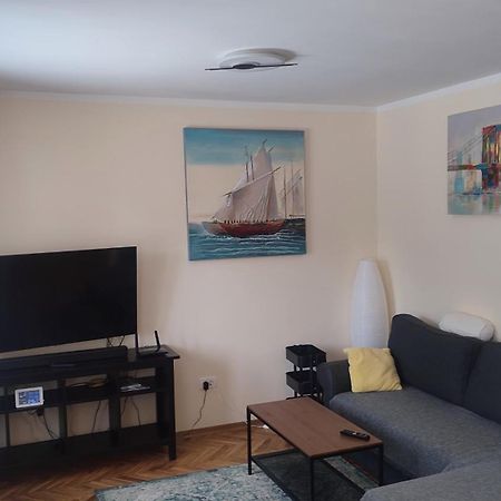 Apartment Ive Krk Town Exteriör bild