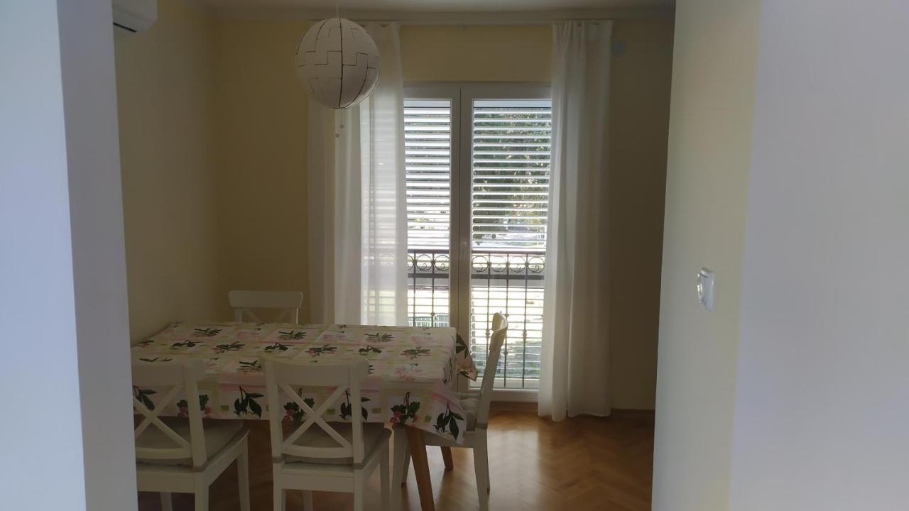 Apartment Ive Krk Town Exteriör bild